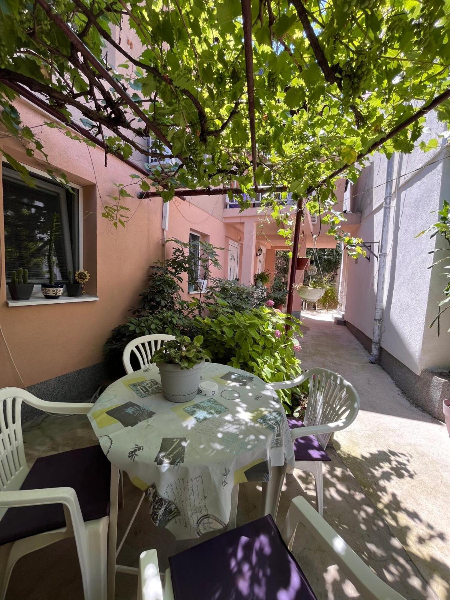 Apartman Nermin Mostar Exterior foto