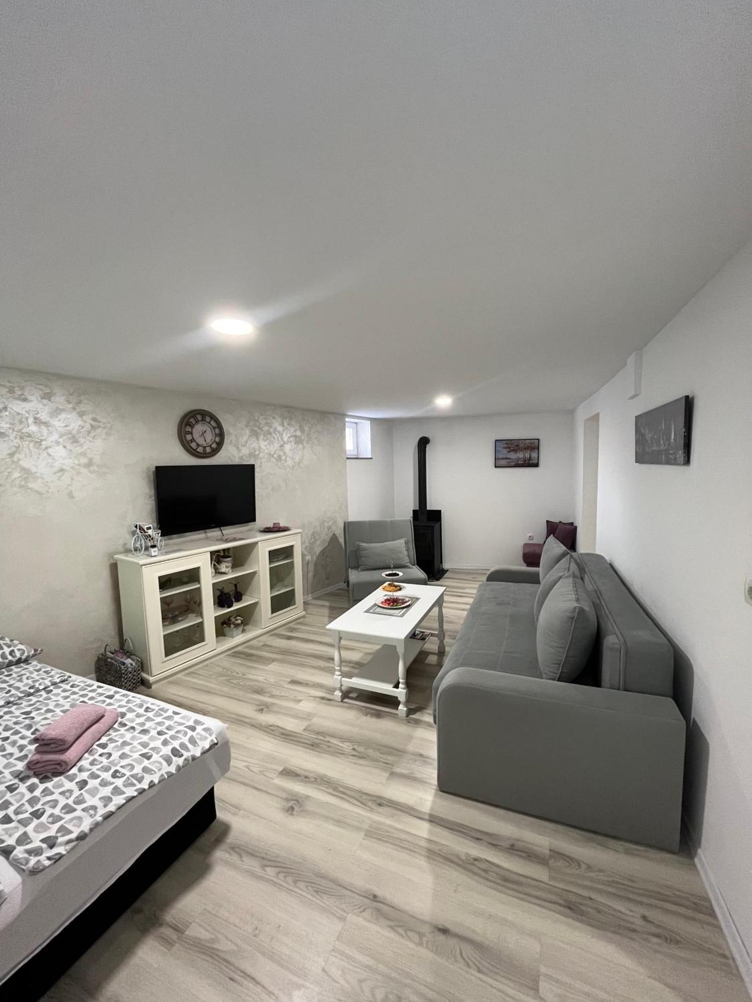 Apartman Nermin Mostar Exterior foto